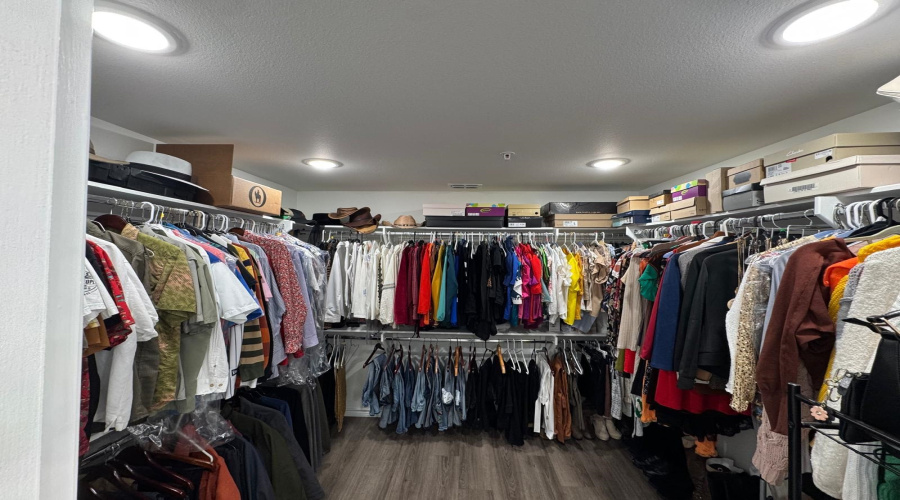 9908 Borna, Laredo, Texas 78045, 3 Bedrooms Bedrooms, 5 Rooms Rooms,2 BathroomsBathrooms,Residential,For Sale,9908 Borna,20260834