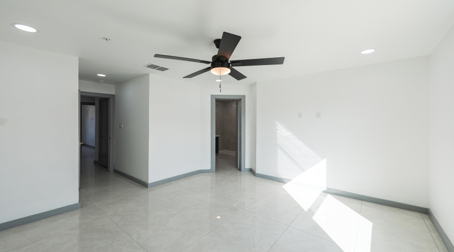 1011 Emerald Valley Dr., Laredo, Texas 78043, 3 Bedrooms Bedrooms, 6 Rooms Rooms,2 BathroomsBathrooms,Residential,For Rent,1011 Emerald Valley Dr.,20260835