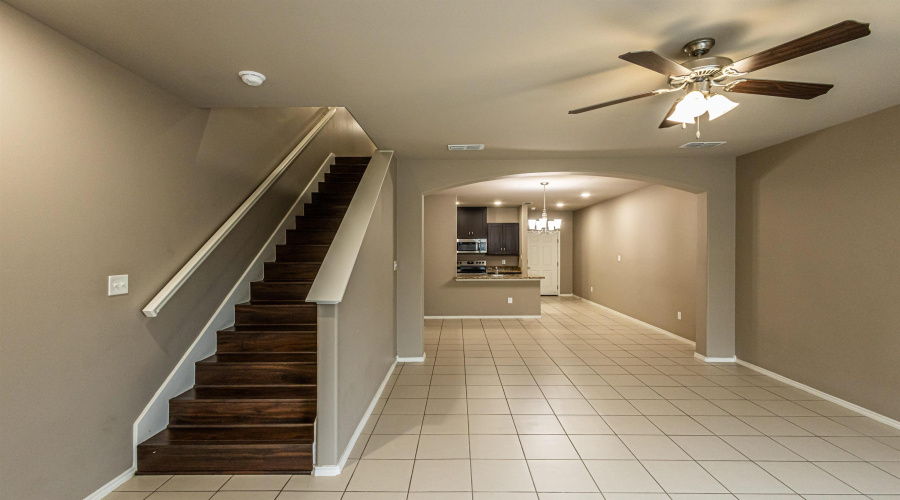 123 Niagara Dr., Laredo, Texas 78045, 3 Bedrooms Bedrooms, 5 Rooms Rooms,2 BathroomsBathrooms,Residential,For Rent,123 Niagara Dr.,20260836