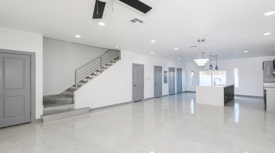 1011 Emerald Valley Dr., Laredo, Texas 78043, 3 Bedrooms Bedrooms, 6 Rooms Rooms,2 BathroomsBathrooms,Residential,For Sale,1011 Emerald Valley Dr.,20260837