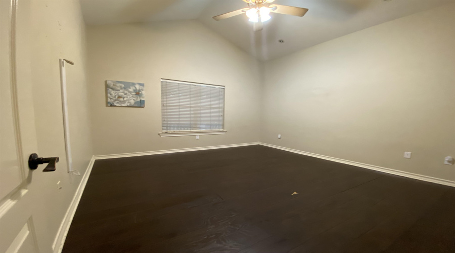 1614 Summit Dr, LAREDO, Texas 78045, 3 Bedrooms Bedrooms, 7 Rooms Rooms,3 BathroomsBathrooms,Residential,For Rent,1614 Summit Dr,20260845