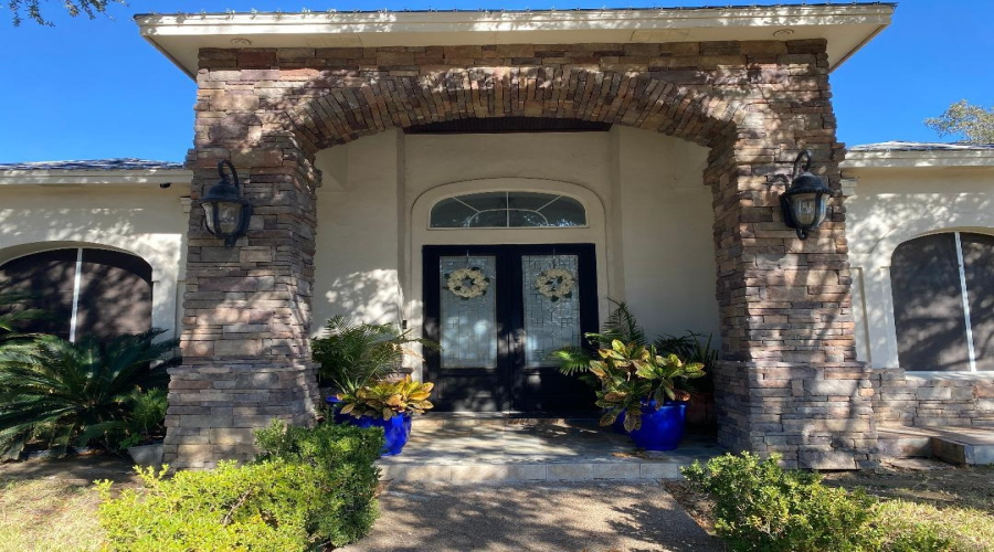 1614 Summit Dr, LAREDO, Texas 78045, 3 Bedrooms Bedrooms, 7 Rooms Rooms,3 BathroomsBathrooms,Residential,For Rent,1614 Summit Dr,20260845