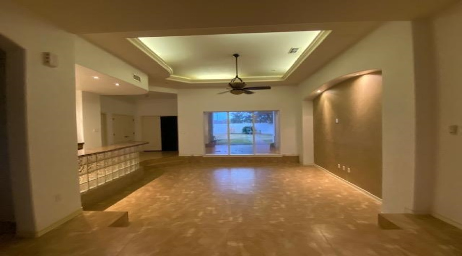 1614 Summit Dr, LAREDO, Texas 78045, 3 Bedrooms Bedrooms, 7 Rooms Rooms,3 BathroomsBathrooms,Residential,For Rent,1614 Summit Dr,20260845