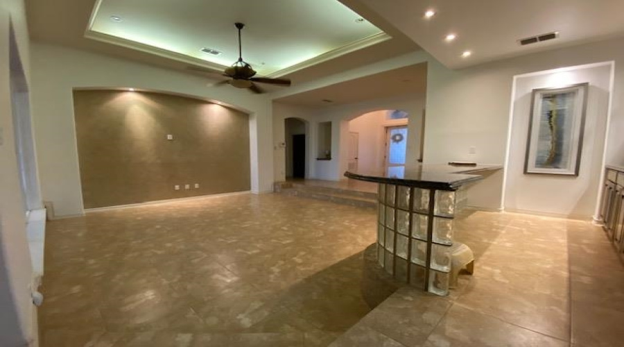 1614 Summit Dr, LAREDO, Texas 78045, 3 Bedrooms Bedrooms, 7 Rooms Rooms,3 BathroomsBathrooms,Residential,For Rent,1614 Summit Dr,20260845