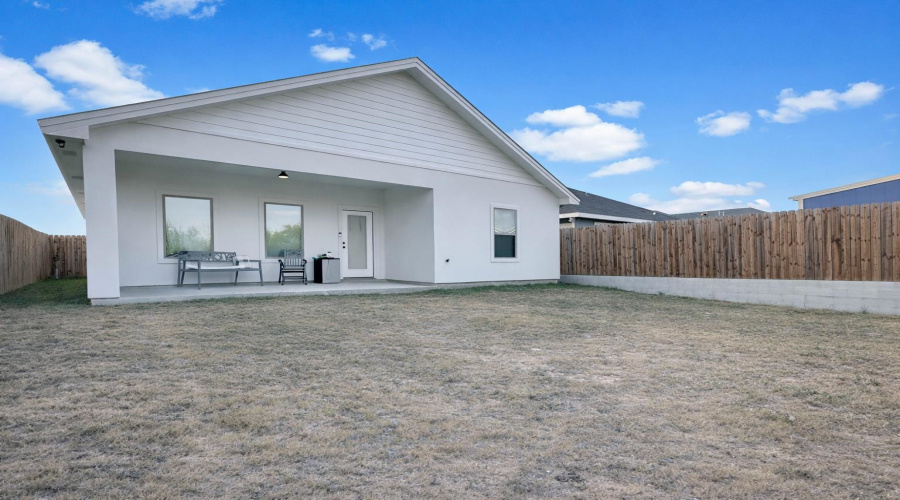 505 Cienega Lane, Laredo, Texas 78046, 3 Bedrooms Bedrooms, 6 Rooms Rooms,2 BathroomsBathrooms,Residential,For Sale,505 Cienega Lane,20260847