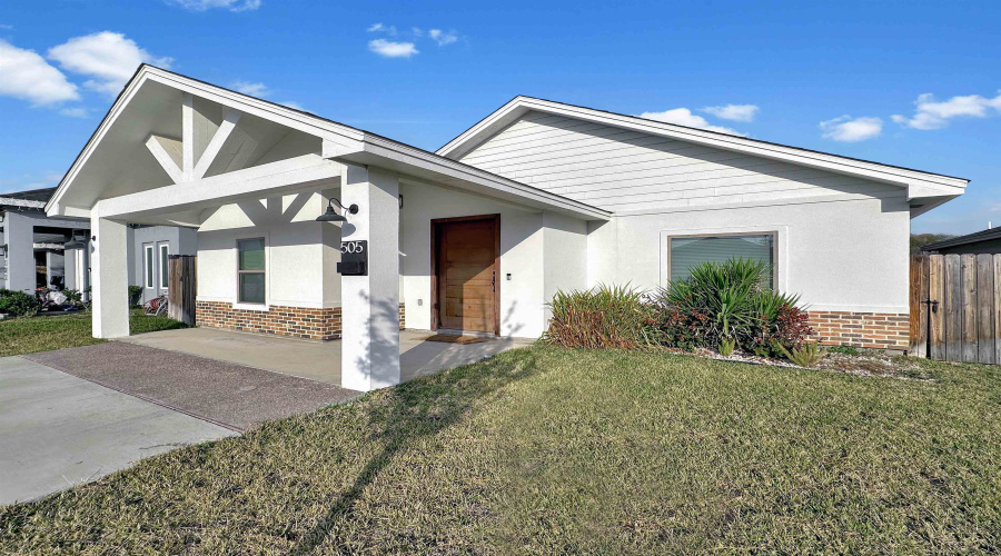 505 Cienega Lane, Laredo, Texas 78046, 3 Bedrooms Bedrooms, 6 Rooms Rooms,2 BathroomsBathrooms,Residential,For Sale,505 Cienega Lane,20260847