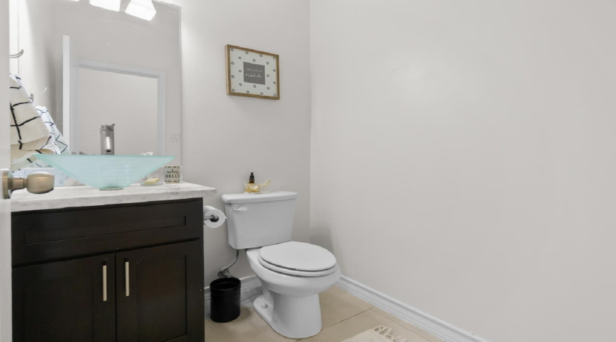 7914 Elka Lp, Laredo, Texas 78045, 3 Bedrooms Bedrooms, 6 Rooms Rooms,2 BathroomsBathrooms,Residential,For Sale,7914 Elka Lp,20260848