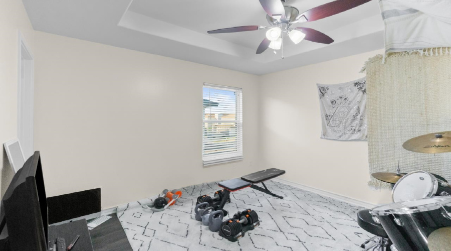 7914 Elka Lp, Laredo, Texas 78045, 3 Bedrooms Bedrooms, 6 Rooms Rooms,2 BathroomsBathrooms,Residential,For Sale,7914 Elka Lp,20260848