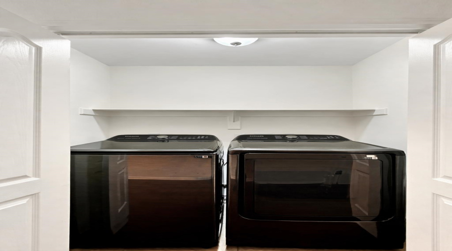 5714 Montevista Dr., Laredo, Texas 78041, 3 Bedrooms Bedrooms, 5 Rooms Rooms,2 BathroomsBathrooms,Residential,For Rent,5714 Montevista Dr.,20260853