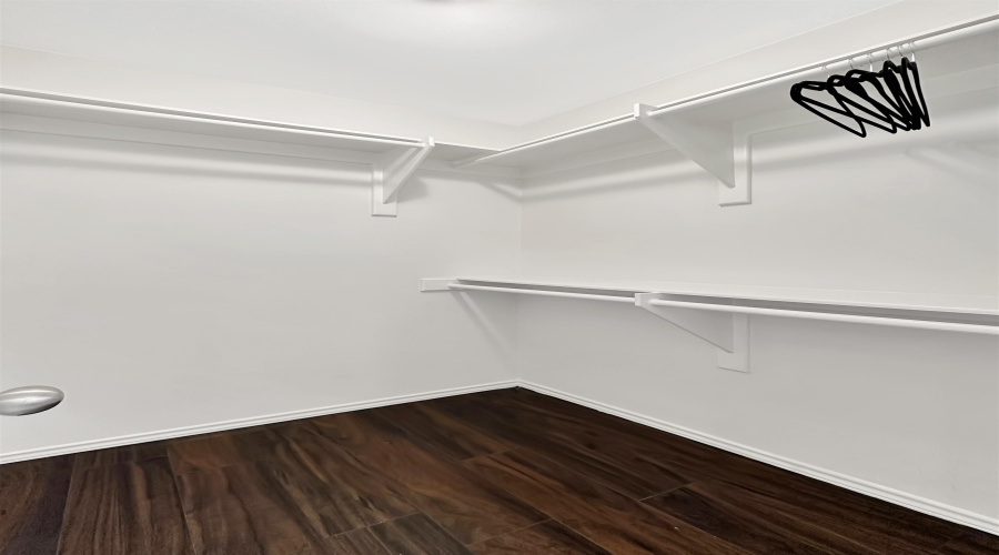 5714 Montevista Dr., Laredo, Texas 78041, 3 Bedrooms Bedrooms, 5 Rooms Rooms,2 BathroomsBathrooms,Residential,For Rent,5714 Montevista Dr.,20260853