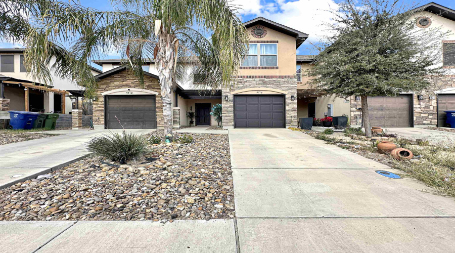 5714 Montevista Dr., Laredo, Texas 78041, 3 Bedrooms Bedrooms, 5 Rooms Rooms,2 BathroomsBathrooms,Residential,For Rent,5714 Montevista Dr.,20260853