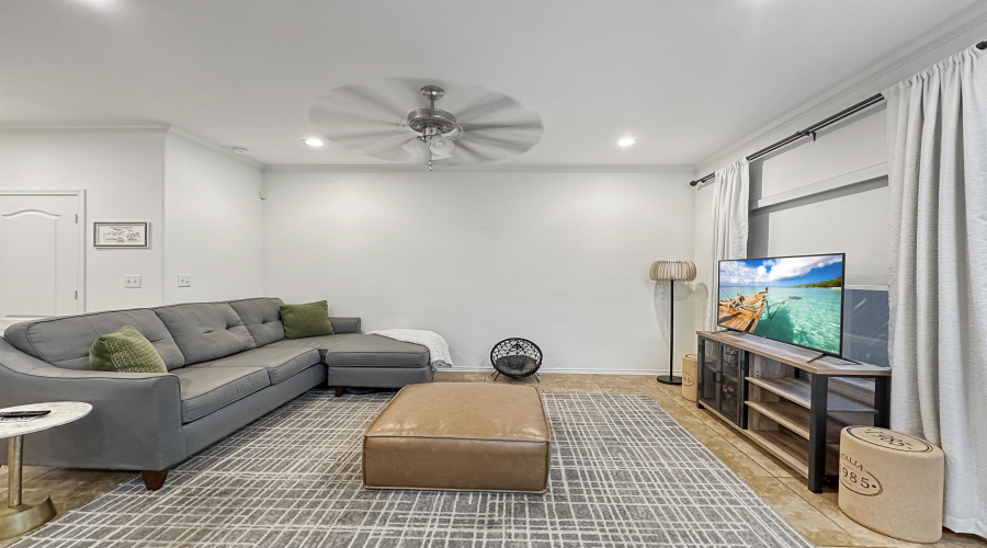 5311 Lost Hills Trail, Laredo, Texas 78041, 3 Bedrooms Bedrooms, 6 Rooms Rooms,2 BathroomsBathrooms,Residential,For Rent,5311 Lost Hills Trail,20260855