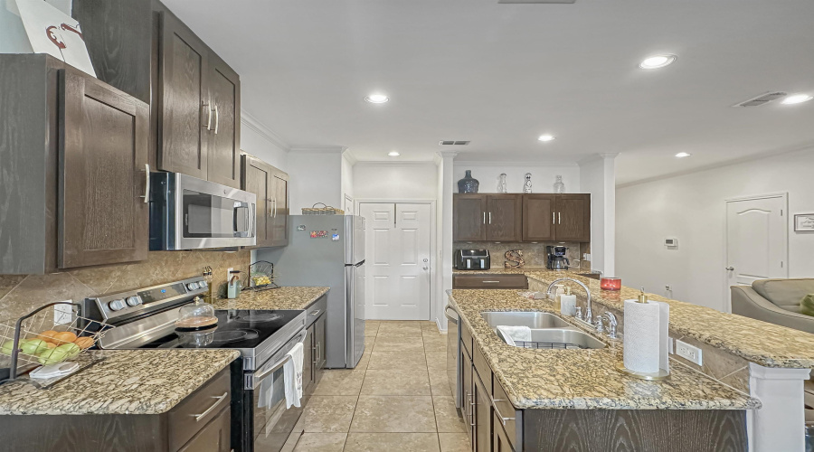 5311 Lost Hills Trail, Laredo, Texas 78041, 3 Bedrooms Bedrooms, 6 Rooms Rooms,2 BathroomsBathrooms,Residential,For Rent,5311 Lost Hills Trail,20260855