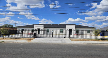 3901 Logan Ave, Laredo, Texas 78041-5012, 3 Bedrooms Bedrooms, 5 Rooms Rooms,2 BathroomsBathrooms,Residential,For Rent,3901 Logan Ave,20260843