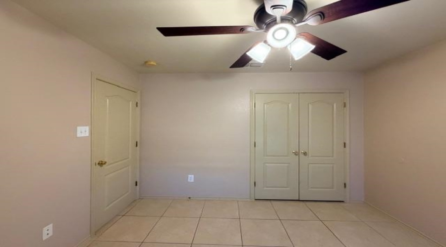 9310 Albany Dr, Laredo, Texas 78045, 3 Bedrooms Bedrooms, 4 Rooms Rooms,2 BathroomsBathrooms,Residential,For Rent,9310 Albany Dr,20260844