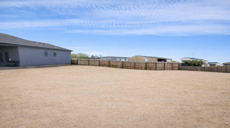 624 Rosemary Ln., Laredo, Texas 78046, 3 Bedrooms Bedrooms, 4 Rooms Rooms,1 BathroomBathrooms,Residential,For Sale,624 Rosemary Ln.,20260858