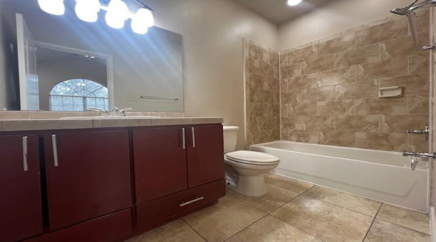710 Alta Vista Dr, Laredo, Texas 78041, 2 Bedrooms Bedrooms, 4 Rooms Rooms,2 BathroomsBathrooms,Residential,For Rent,710 Alta Vista Dr,20260859