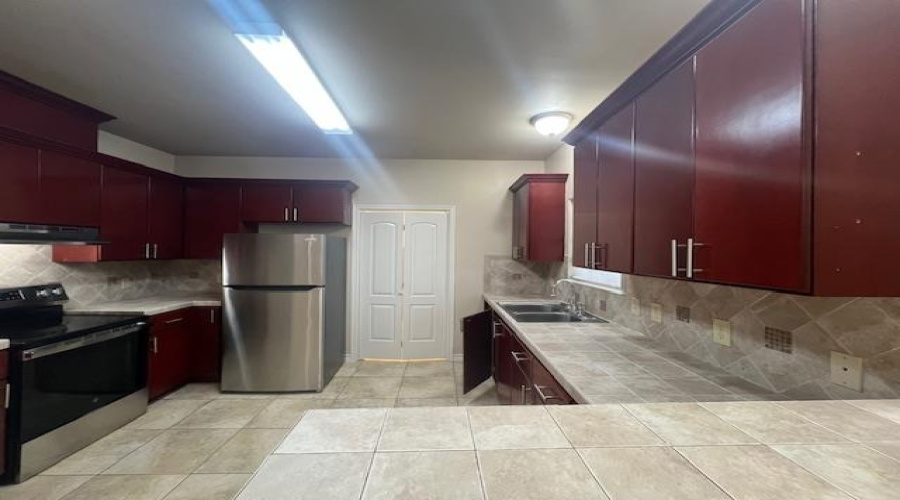 710 Alta Vista Dr, Laredo, Texas 78041, 2 Bedrooms Bedrooms, 4 Rooms Rooms,2 BathroomsBathrooms,Residential,For Rent,710 Alta Vista Dr,20260859