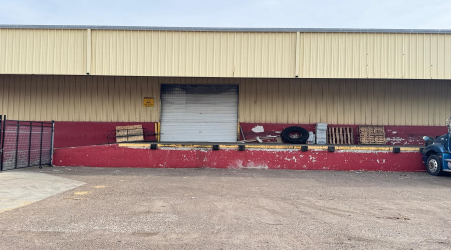 8701 Las Cruces Dr, Laredo, Texas 78045, 1 Bedroom Bedrooms, 1 Room Rooms,2 BathroomsBathrooms,Commercial/industrial,For Rent,8701 Las Cruces Dr,20260870