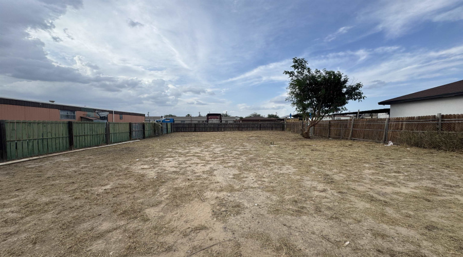 1022 Lope De Vega Dr, LAREDO, Texas 78046, ,Land,For Sale,1022 Lope De Vega Dr,20260861