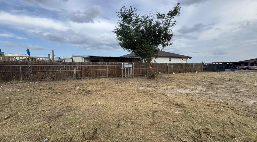 1022 Lope De Vega Dr, LAREDO, Texas 78046, ,Land,For Sale,1022 Lope De Vega Dr,20260861
