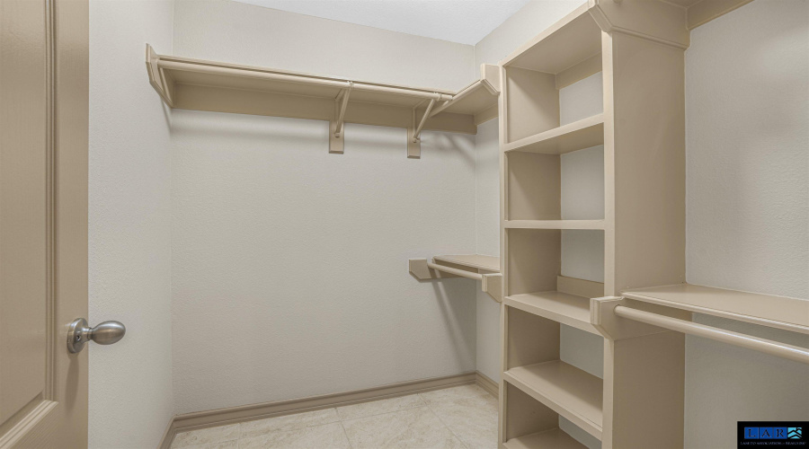 3615 Gregorio Lerma Dr, Laredo, Texas 78046-4073, 3 Bedrooms Bedrooms, 5 Rooms Rooms,2 BathroomsBathrooms,Residential,For Sale,3615 Gregorio Lerma Dr,20255160