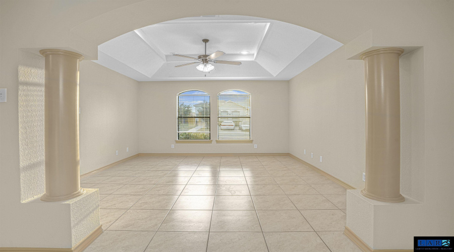 3615 Gregorio Lerma Dr, Laredo, Texas 78046-4073, 3 Bedrooms Bedrooms, 5 Rooms Rooms,2 BathroomsBathrooms,Residential,For Sale,3615 Gregorio Lerma Dr,20255160