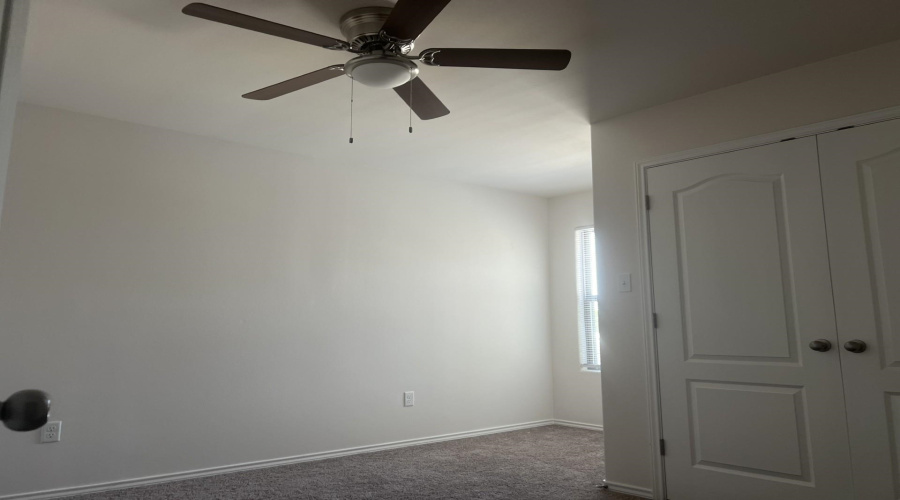 201 Welland Dr., Laredo, Texas 78045, 3 Bedrooms Bedrooms, 5 Rooms Rooms,2 BathroomsBathrooms,Residential,For Rent,201 Welland Dr.,20260862