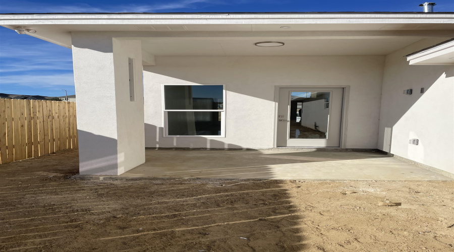 123 Lusitano Dr., Laredo, Texas 78046, 3 Bedrooms Bedrooms, 6 Rooms Rooms,2 BathroomsBathrooms,Residential,For Sale,123 Lusitano Dr.,20260865