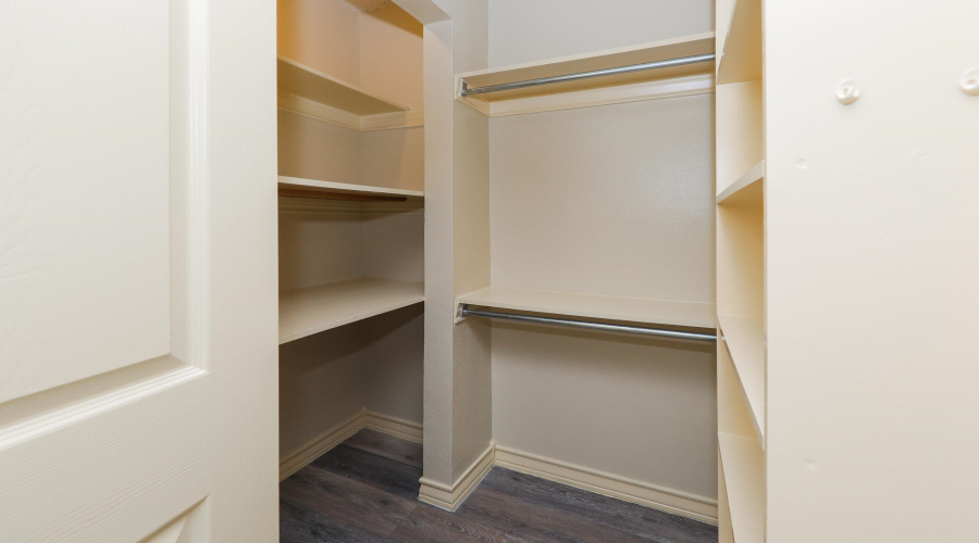 607 Gale St, Laredo, Texas 78041, 3 Bedrooms Bedrooms, 6 Rooms Rooms,2 BathroomsBathrooms,Residential,For Sale,607 Gale St,20260867