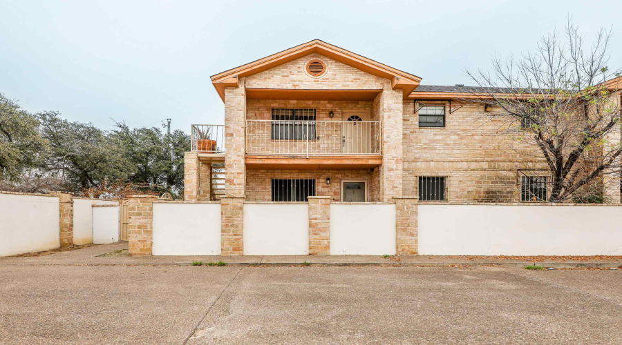 607 Gale St, Laredo, Texas 78041, 3 Bedrooms Bedrooms, 6 Rooms Rooms,2 BathroomsBathrooms,Residential,For Sale,607 Gale St,20260867