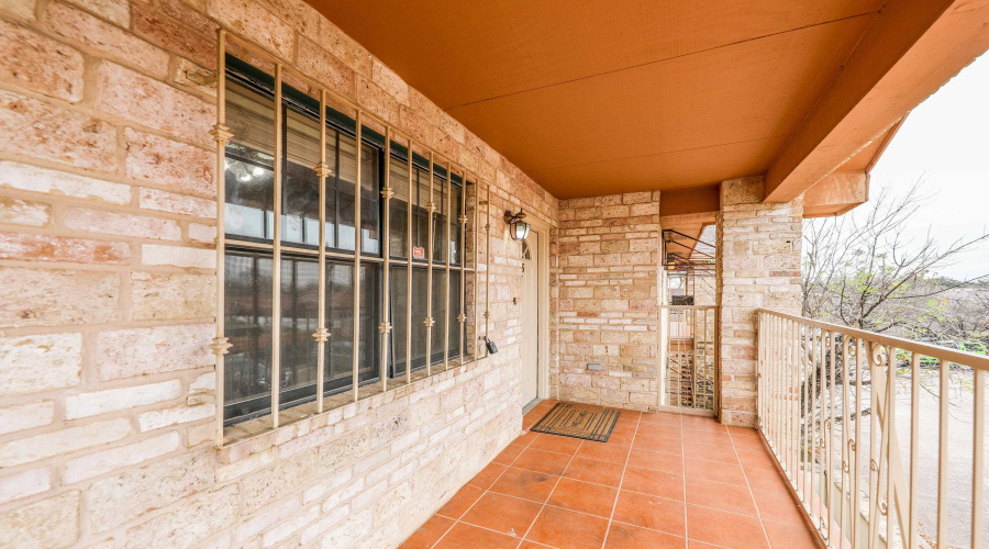 607 Gale St, Laredo, Texas 78041, 3 Bedrooms Bedrooms, 6 Rooms Rooms,2 BathroomsBathrooms,Residential,For Sale,607 Gale St,20260867