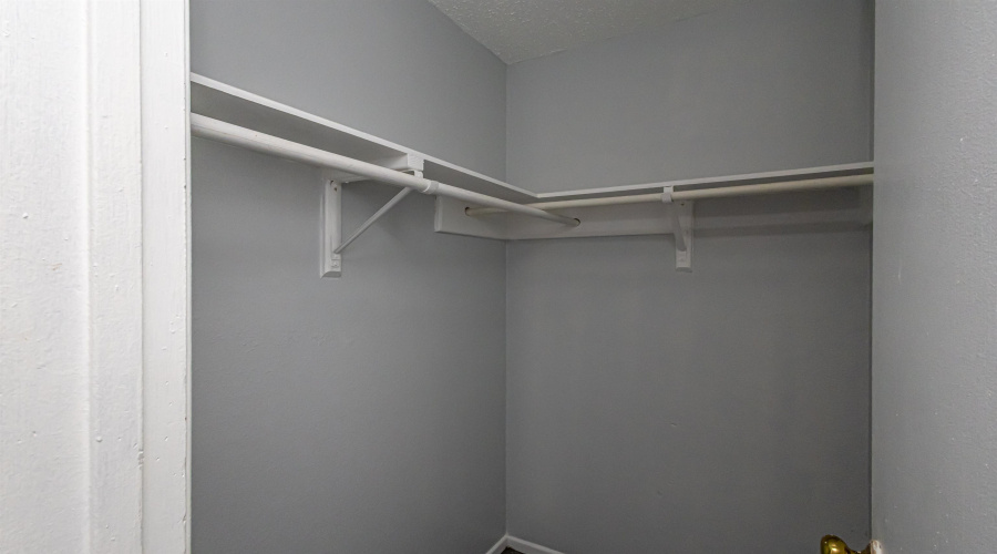 1503 Eisenhower Dr, Laredo, Texas 78046, 3 Bedrooms Bedrooms, 5 Rooms Rooms,2 BathroomsBathrooms,Residential,For Sale,1503 Eisenhower Dr,20260868