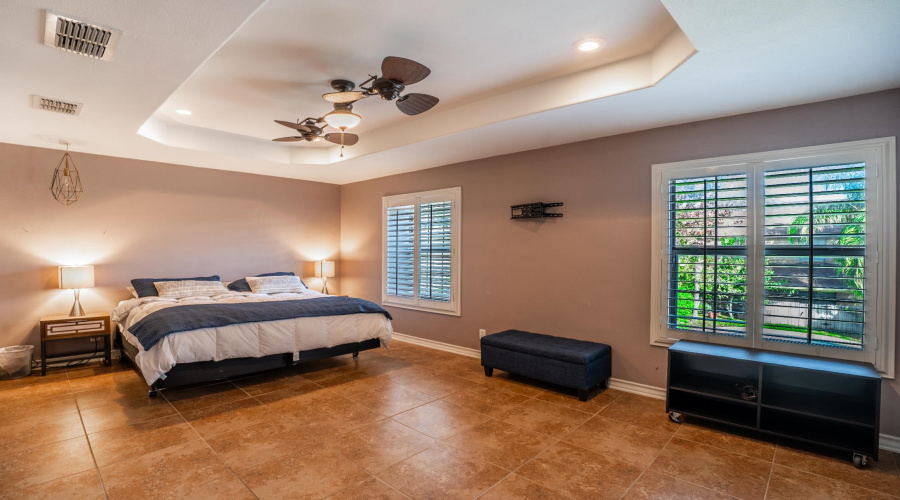 101 Martingale Ln, LAREDO, Texas 78041, 3 Bedrooms Bedrooms, 8 Rooms Rooms,3 BathroomsBathrooms,Residential,For Sale,101 Martingale Ln,20260869