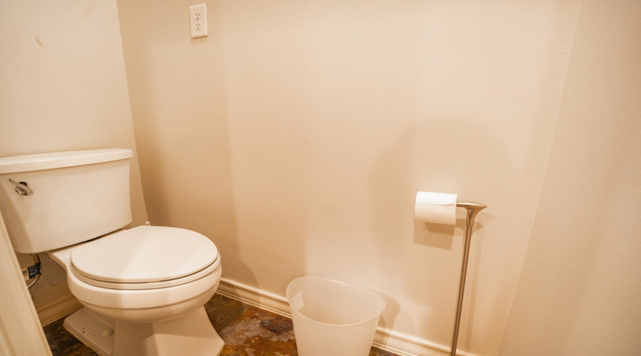 101 Martingale Ln, LAREDO, Texas 78041, 3 Bedrooms Bedrooms, 8 Rooms Rooms,3 BathroomsBathrooms,Residential,For Sale,101 Martingale Ln,20260869