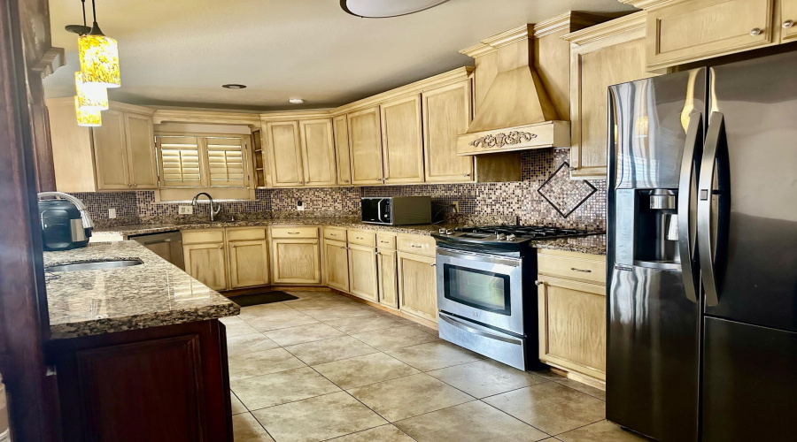 8908 Southern Oaks Lp, Laredo, Texas 78045, 3 Bedrooms Bedrooms, 6 Rooms Rooms,2 BathroomsBathrooms,Residential,For Sale,8908 Southern Oaks Lp,20260873