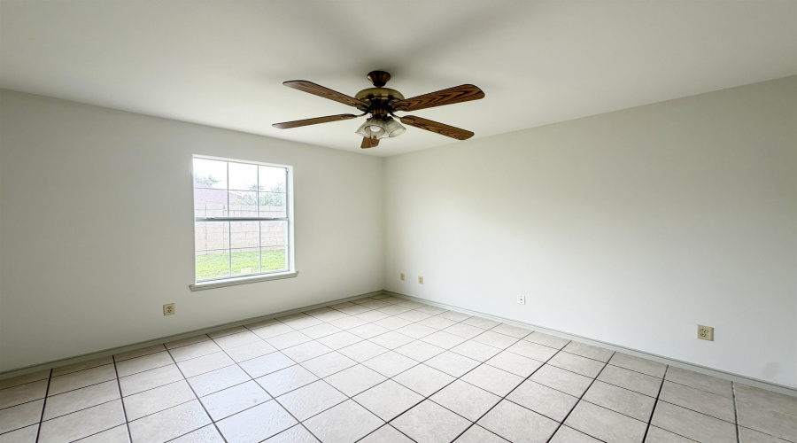 507 Shiloh Dr, Laredo, Texas 78045, 2 Bedrooms Bedrooms, 4 Rooms Rooms,1 BathroomBathrooms,Residential,For Rent,507 Shiloh Dr,20260878