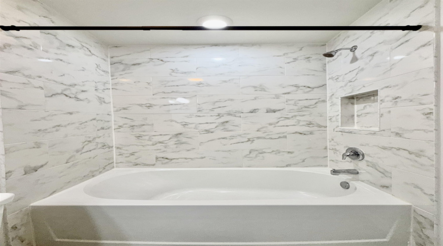 218 Welland Dr., Laredo, Texas 78045, 3 Bedrooms Bedrooms, 5 Rooms Rooms,2 BathroomsBathrooms,Residential,For Rent,218 Welland Dr.,20260879