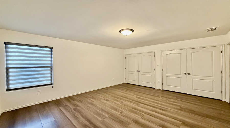 218 Welland Dr., Laredo, Texas 78045, 3 Bedrooms Bedrooms, 5 Rooms Rooms,2 BathroomsBathrooms,Residential,For Rent,218 Welland Dr.,20260879