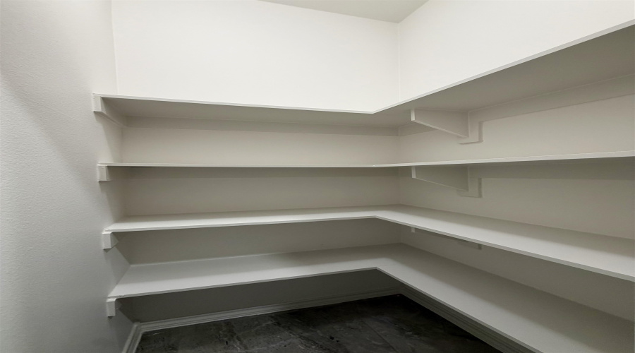 218 Welland Dr., Laredo, Texas 78045, 3 Bedrooms Bedrooms, 5 Rooms Rooms,2 BathroomsBathrooms,Residential,For Rent,218 Welland Dr.,20260879