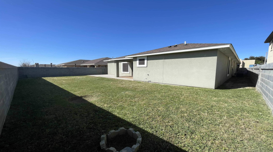 4011 Aidin St, LAREDO, Texas 78045, 3 Bedrooms Bedrooms, 6 Rooms Rooms,2 BathroomsBathrooms,Residential,For Rent,4011 Aidin St,20260881