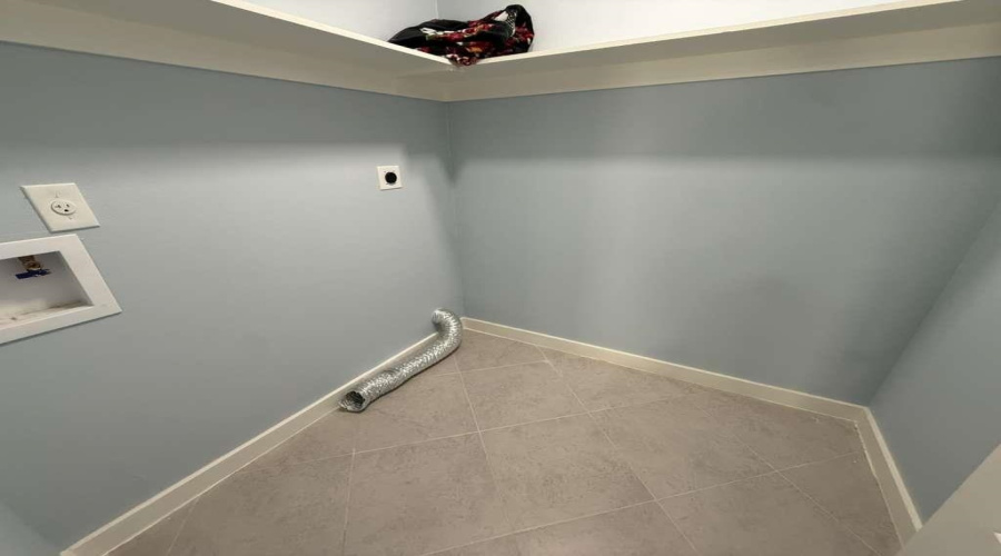 5012 Rio Seco St., Laredo, Texas 78046, 3 Bedrooms Bedrooms, 5 Rooms Rooms,2 BathroomsBathrooms,Residential,For Sale,5012 Rio Seco St.,20260883