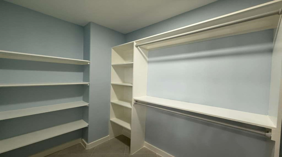 5012 Rio Seco St., Laredo, Texas 78046, 3 Bedrooms Bedrooms, 5 Rooms Rooms,2 BathroomsBathrooms,Residential,For Sale,5012 Rio Seco St.,20260883