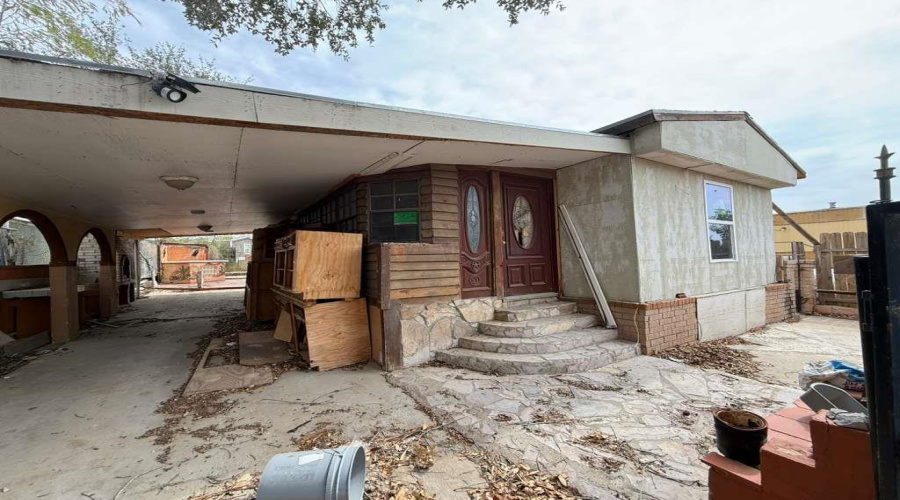 4543 Hachar Ln, Laredo, Texas 78046, 4 Bedrooms Bedrooms, 6 Rooms Rooms,4 BathroomsBathrooms,Residential,For Sale,4543 Hachar Ln,20260885