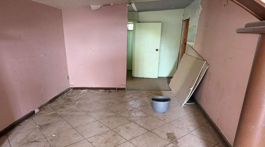 4543 Hachar Ln, Laredo, Texas 78046, 4 Bedrooms Bedrooms, 6 Rooms Rooms,4 BathroomsBathrooms,Residential,For Sale,4543 Hachar Ln,20260885