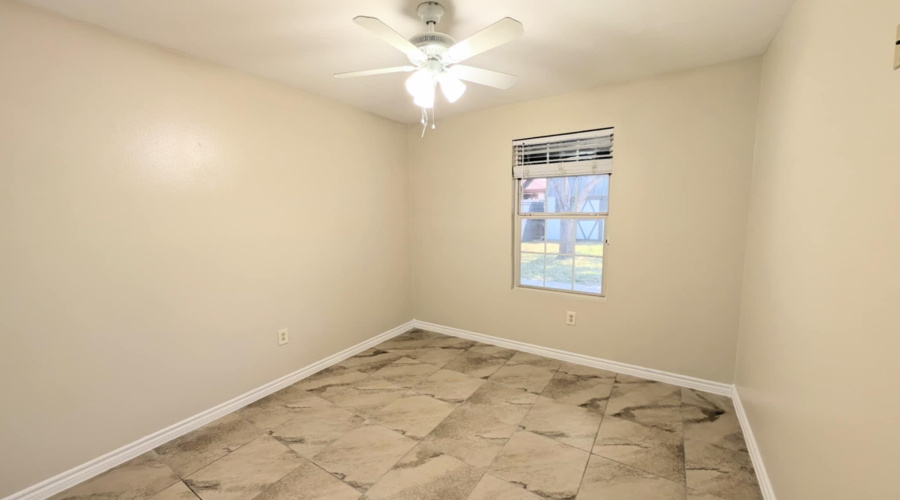 10303 Dasher Dr, Laredo, Texas 78045, 3 Bedrooms Bedrooms, 1 Room Rooms,2 BathroomsBathrooms,Residential,For Rent,10303 Dasher Dr,20260890