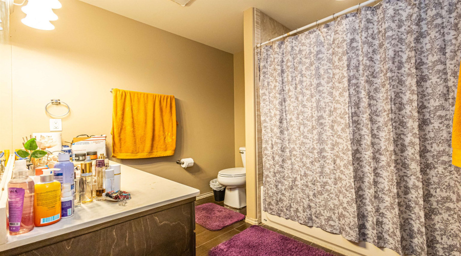 4406 Wild Flower Ave, LAREDO, Texas 78045, 4 Bedrooms Bedrooms, 5 Rooms Rooms,2 BathroomsBathrooms,Residential,For Sale,4406 Wild Flower Ave,20260892