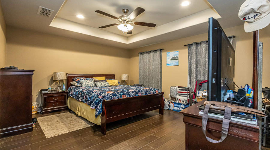 4406 Wild Flower Ave, LAREDO, Texas 78045, 4 Bedrooms Bedrooms, 5 Rooms Rooms,2 BathroomsBathrooms,Residential,For Sale,4406 Wild Flower Ave,20260892