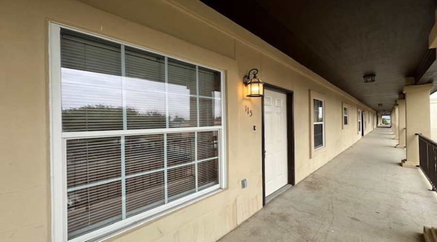 710 Alta Vista Dr, Laredo, Texas 78041, 2 Bedrooms Bedrooms, 4 Rooms Rooms,2 BathroomsBathrooms,Residential,For Rent,710 Alta Vista Dr,20260893