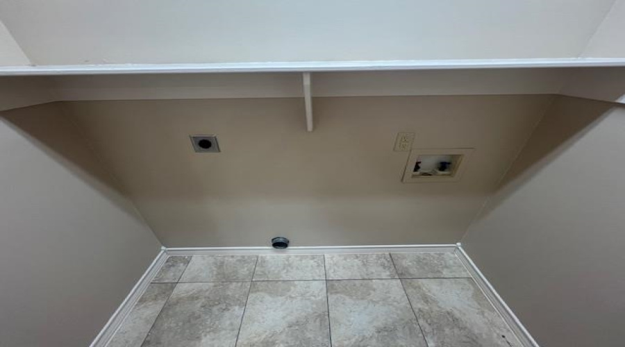 710 Alta Vista Dr, Laredo, Texas 78041, 2 Bedrooms Bedrooms, 4 Rooms Rooms,2 BathroomsBathrooms,Residential,For Rent,710 Alta Vista Dr,20260893